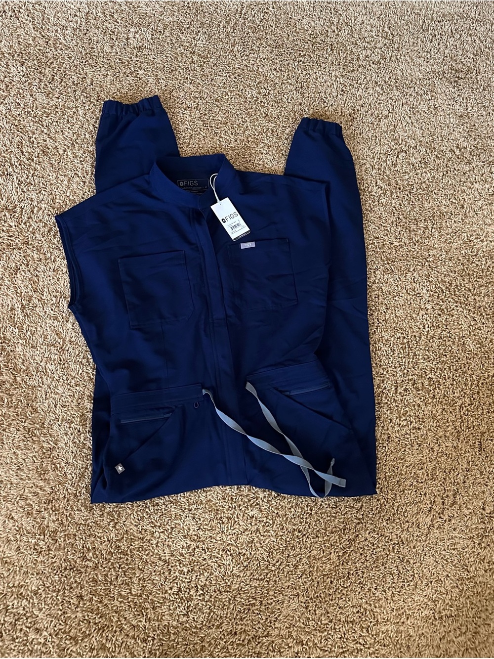 NWT FIGS Navy Rafaela Cargo Jumpsuit M - Picture 10 of 10